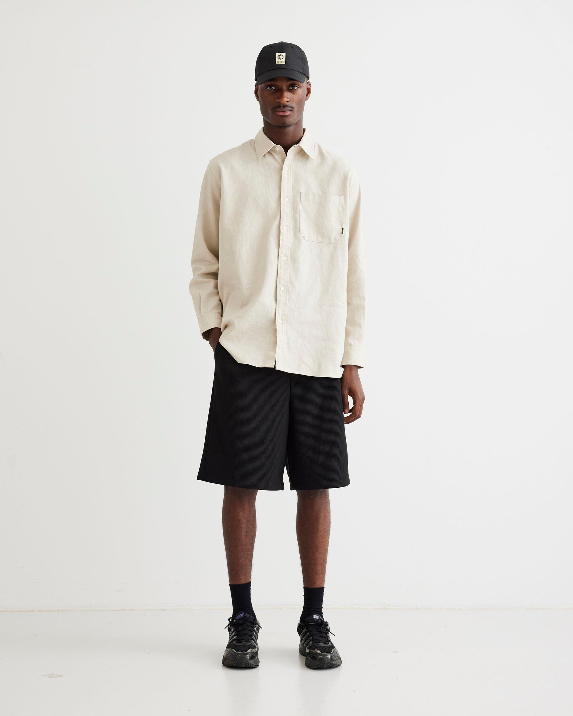 Woodbird WBBen Plisse Shorts Shorts Black