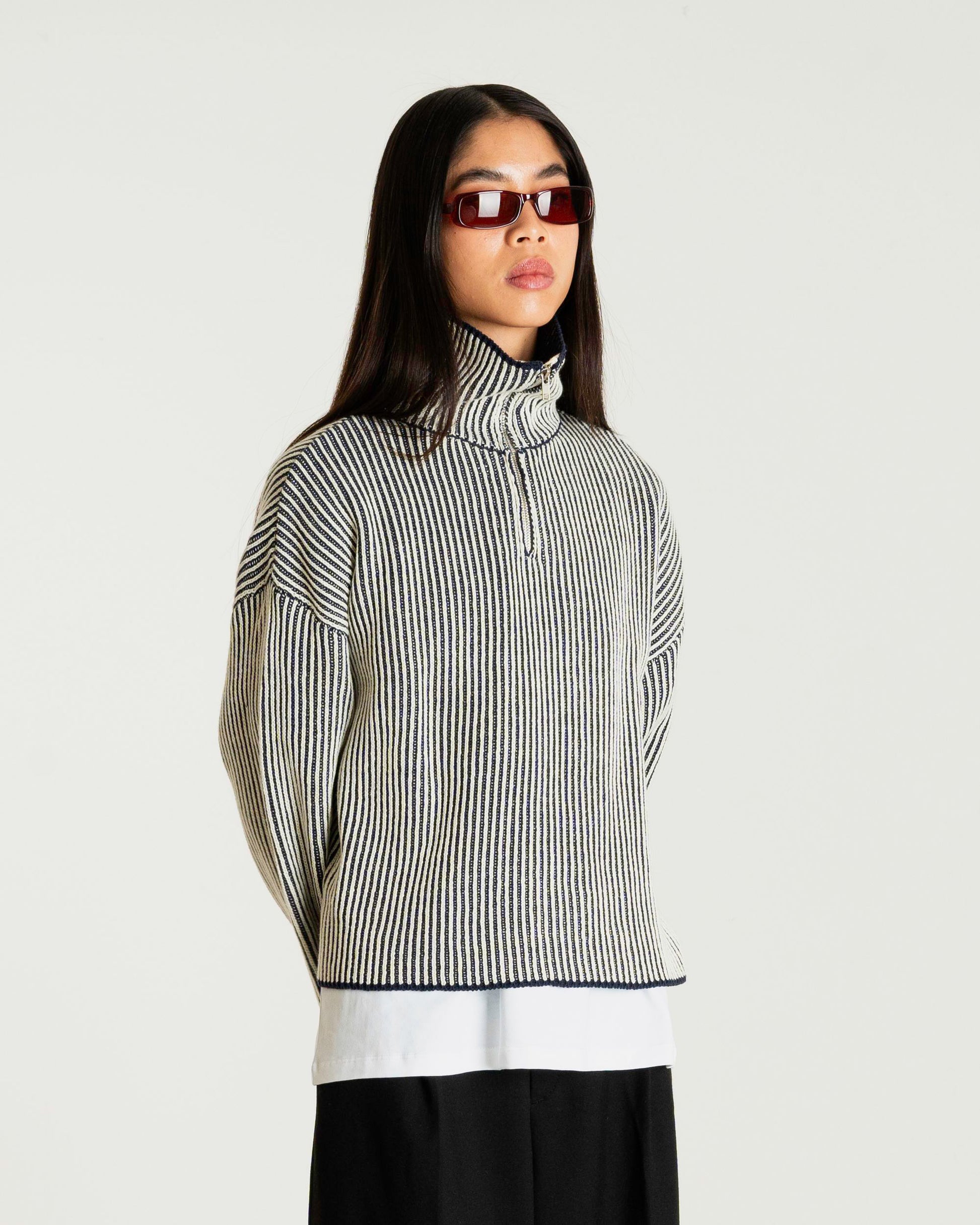 Woodbird Female WBFang Half-Zipper Knit Knits Sand