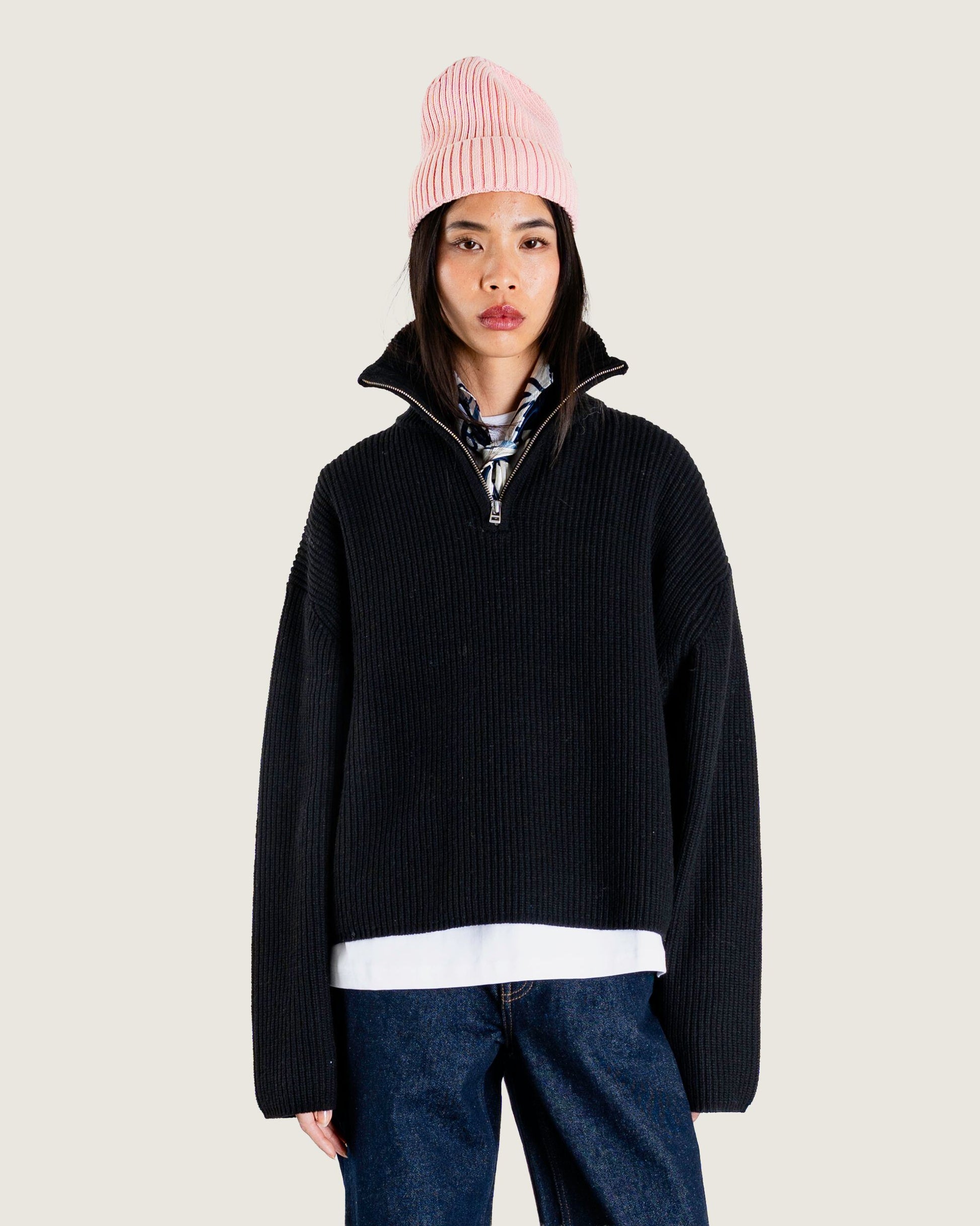 Woodbird Female WBFang Half Zip Knit Knits Black